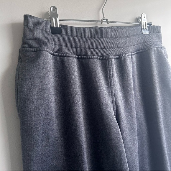 Under Armour Storm Women's Sweats Size medium Grey - Picture 8 of 9